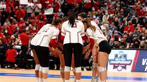 wisconsin volleyball team pictures uncensored|UW addresses leaked women’s volleyball photos